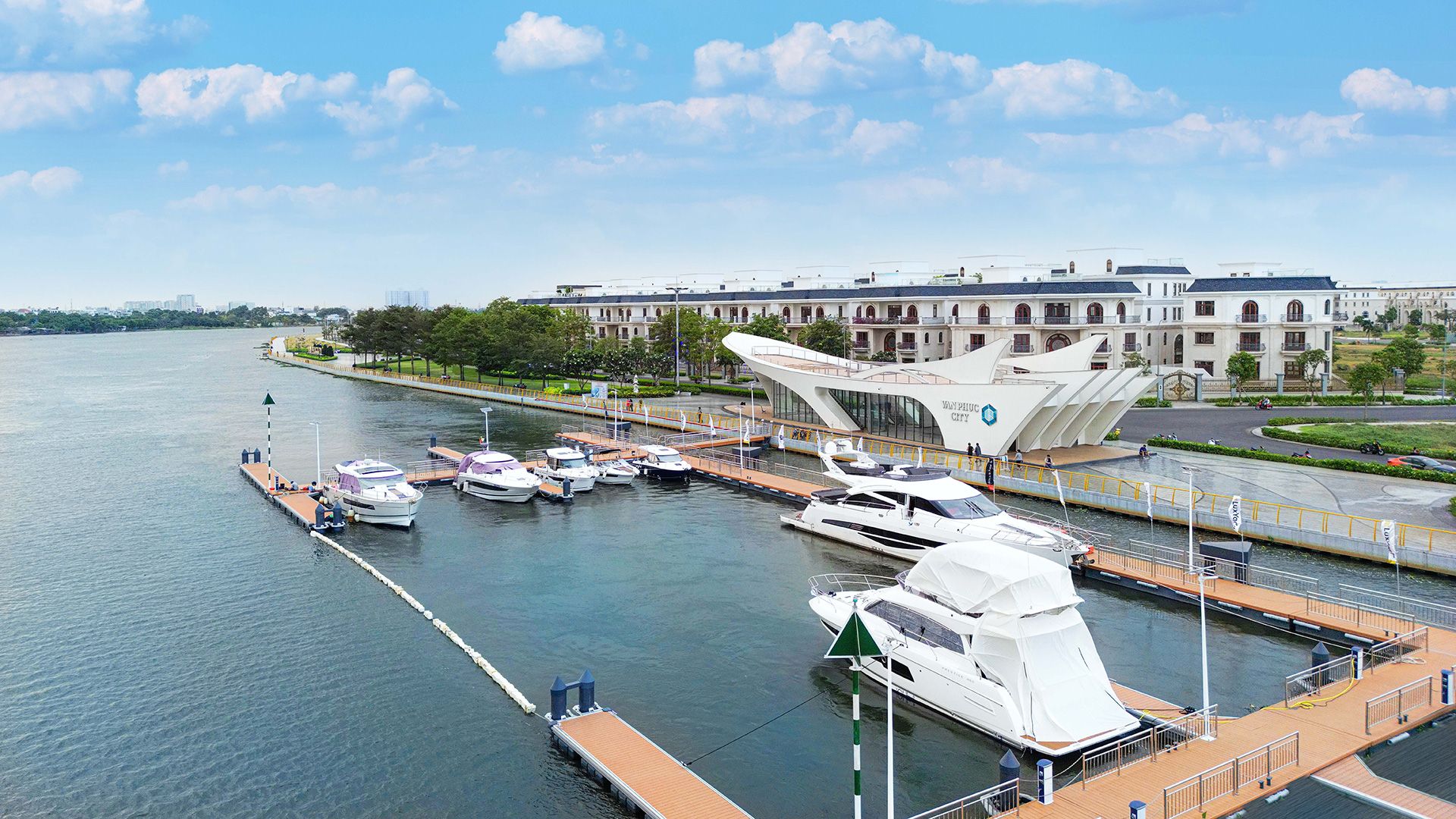 Vạn Phúc Mansion - Ảnh 1