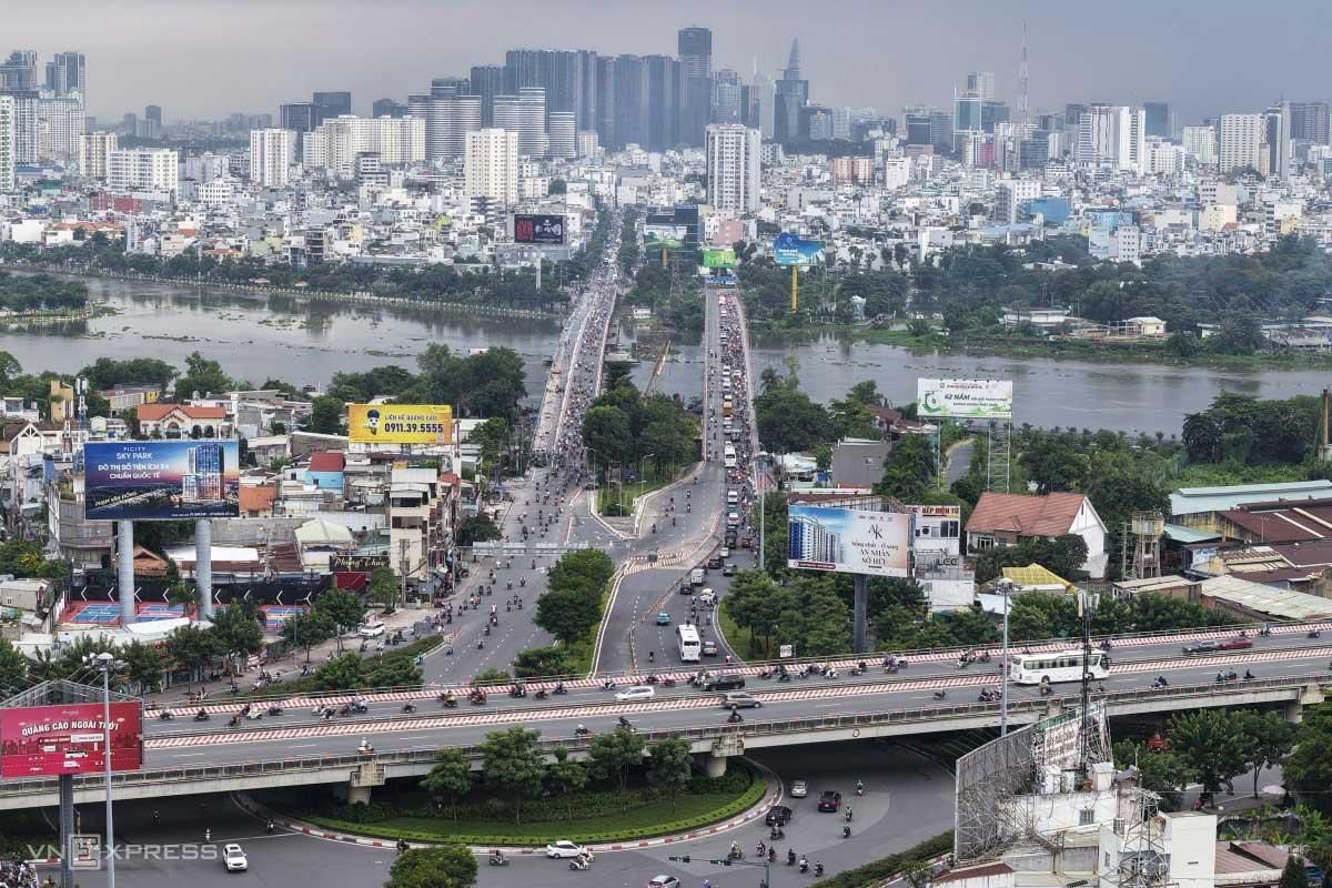 Quốc lộ 13 mở rộng 60m – Trục đại lộ thương mại mới của TP.HCM