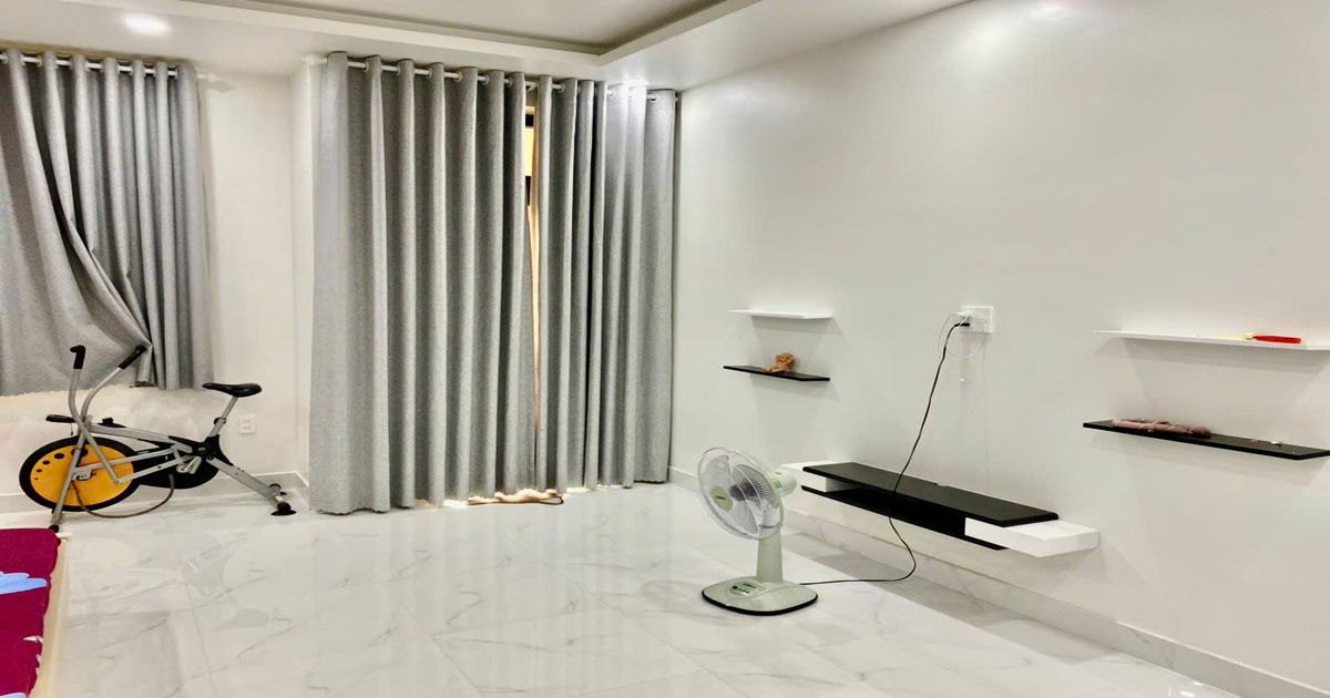 Nhà phố 5x22 mặt tiền đường 20m hoàn thiện giá rẻ. - Hình 3